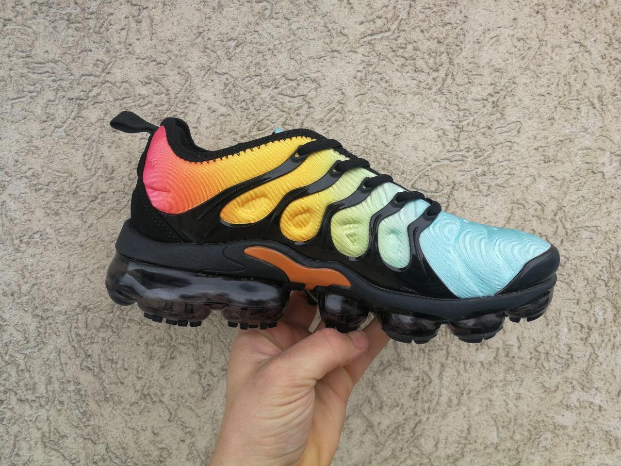 Nike-Air-VaporMax-Plus