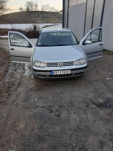 Vise vozila na prodaju...