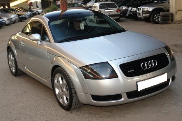 AUDI TT COUPE -02