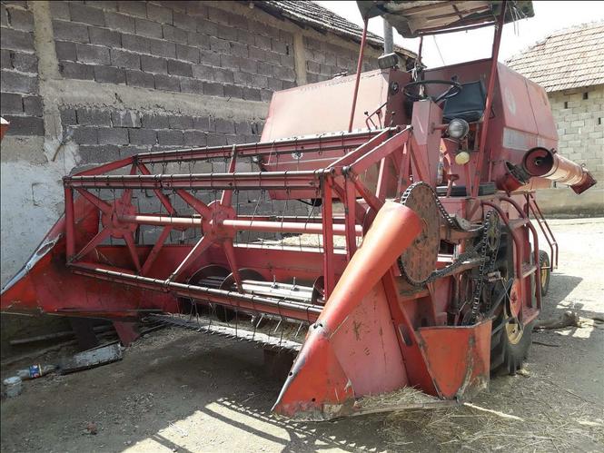 Na prodaju Massey Ferguson 187