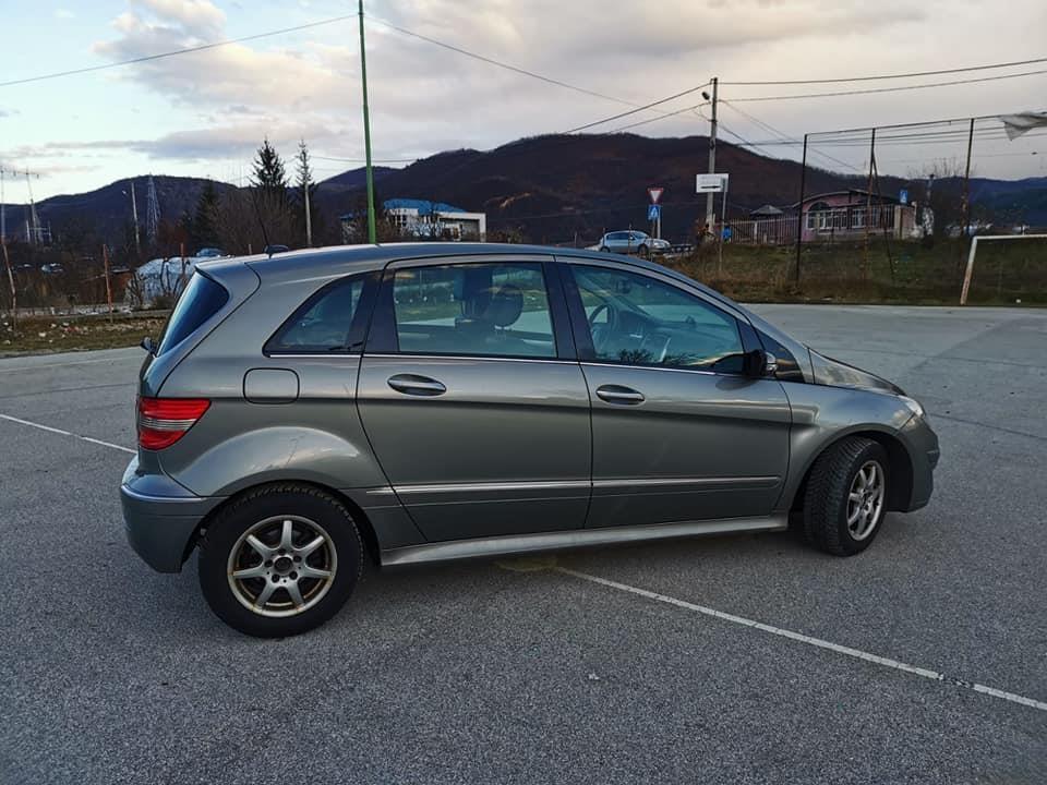 Mercedes-b170