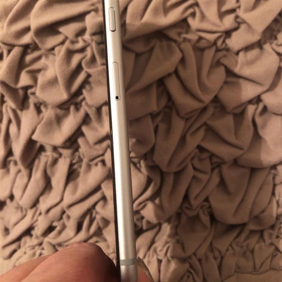 Na-prodaju-iPhone-6s