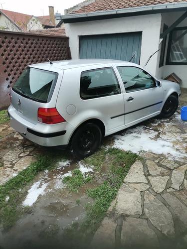 Golf 4