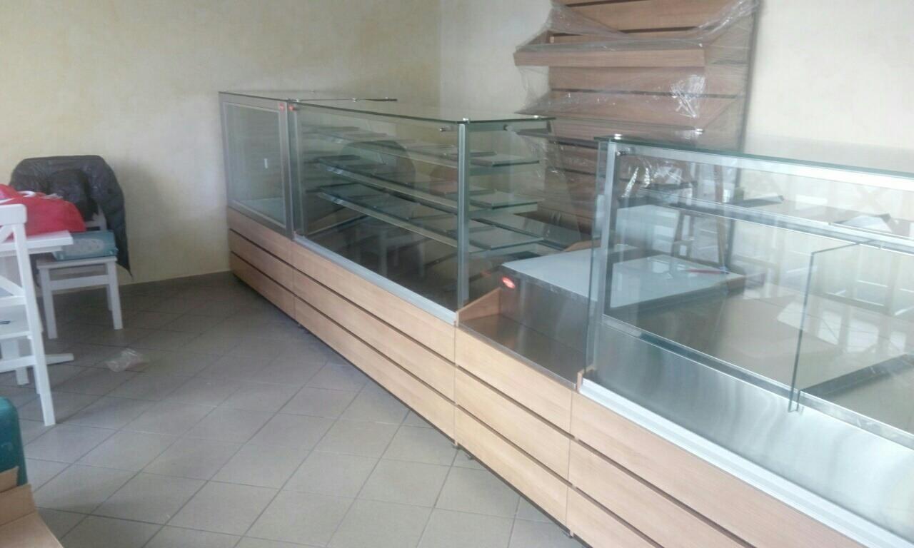 Rashladne-i-tople-vitrine