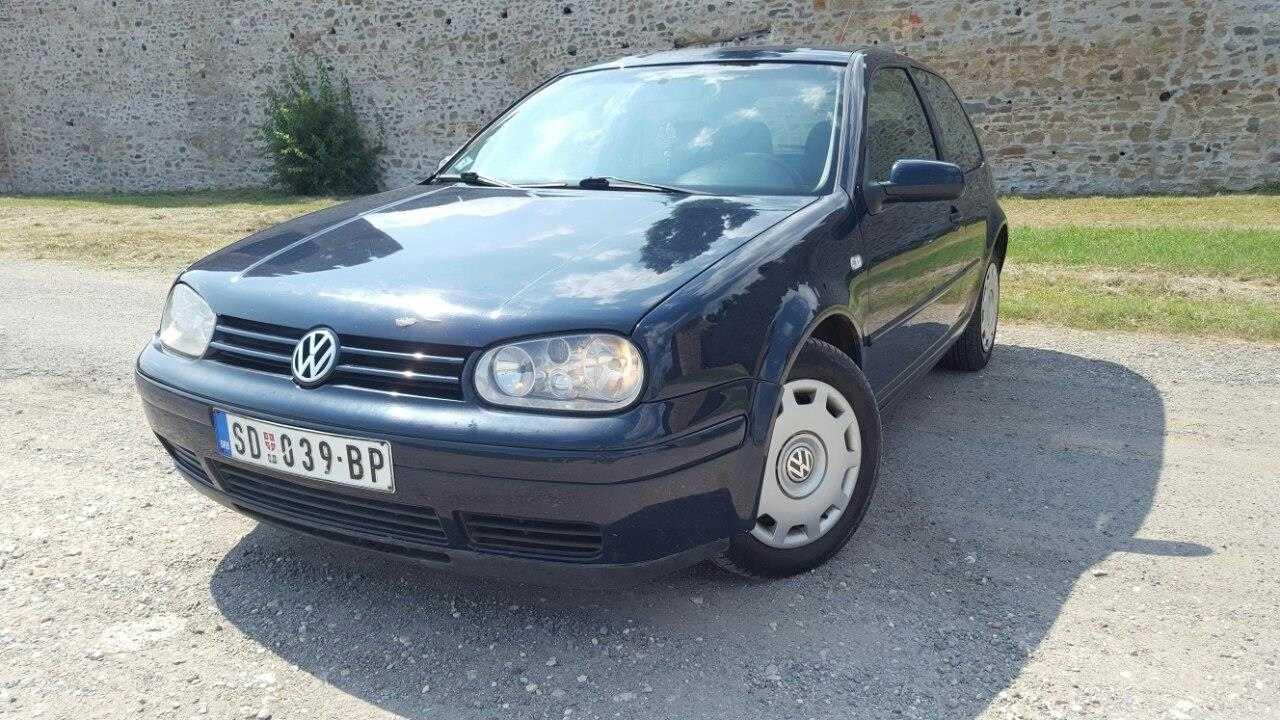 VW-Golf-4-