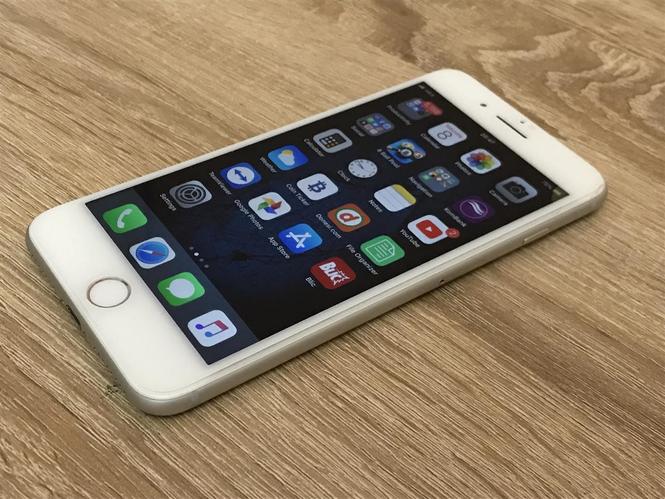 iPhone 7 Plus Silver/Odlican