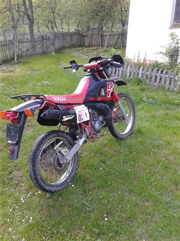 Yamaha-DT125R