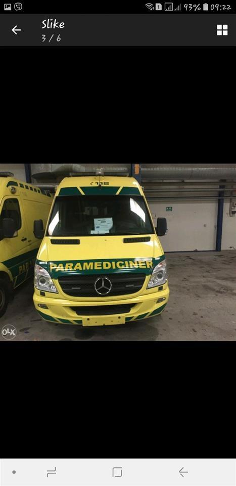 Mercedes-sprinter-ambulanta