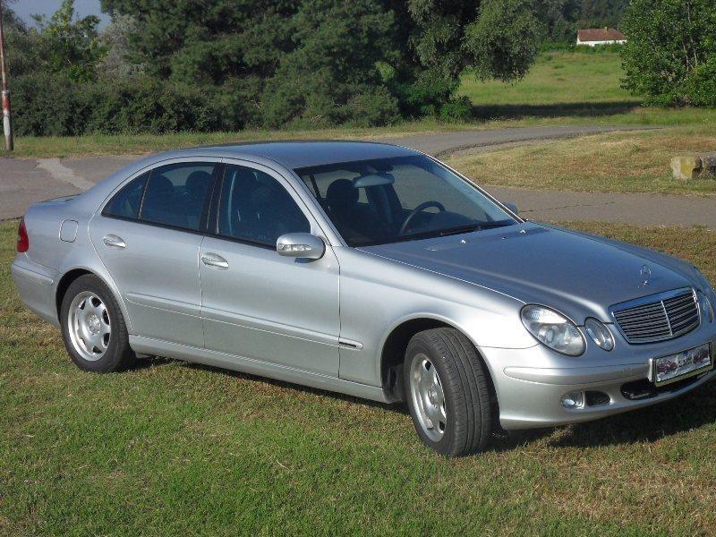 Mercedes-E220CDI--03