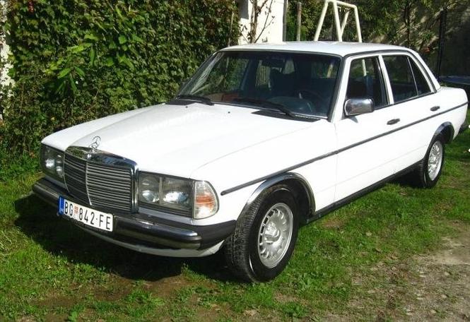 Mercedes Benz E 200 123 -84