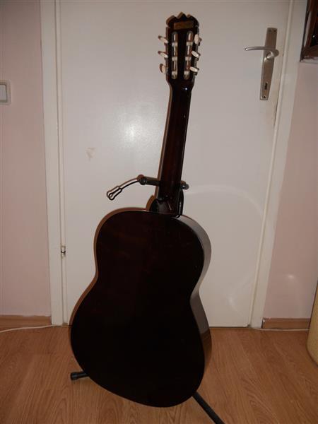 Klasicna-gitara-Sanchez