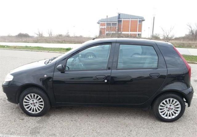 Fiat-Punto--09