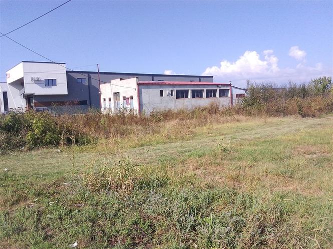 Tri njive na prodaju