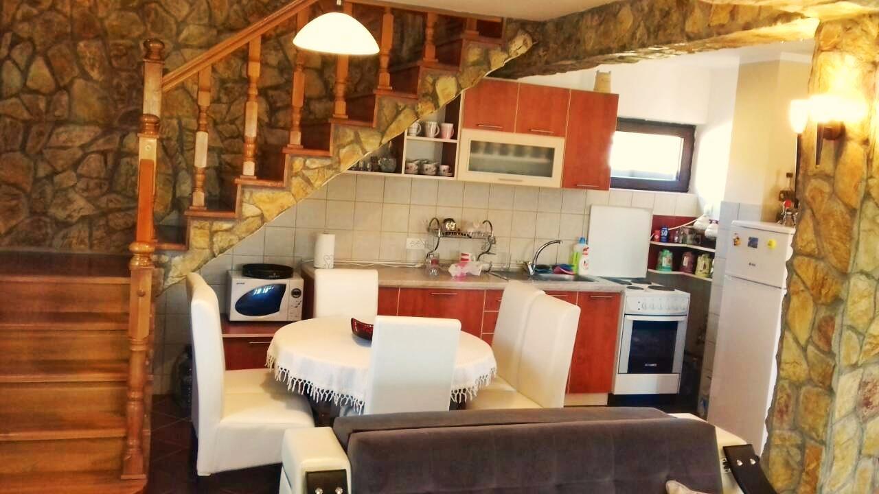 Vila-CIGOTA-4-zvedice