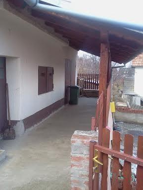 Kuca-250m2-u-Novom-Sadu