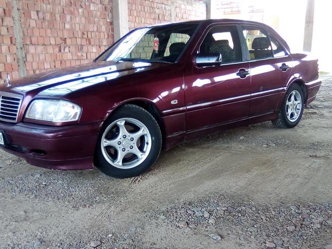 Mercedes c180