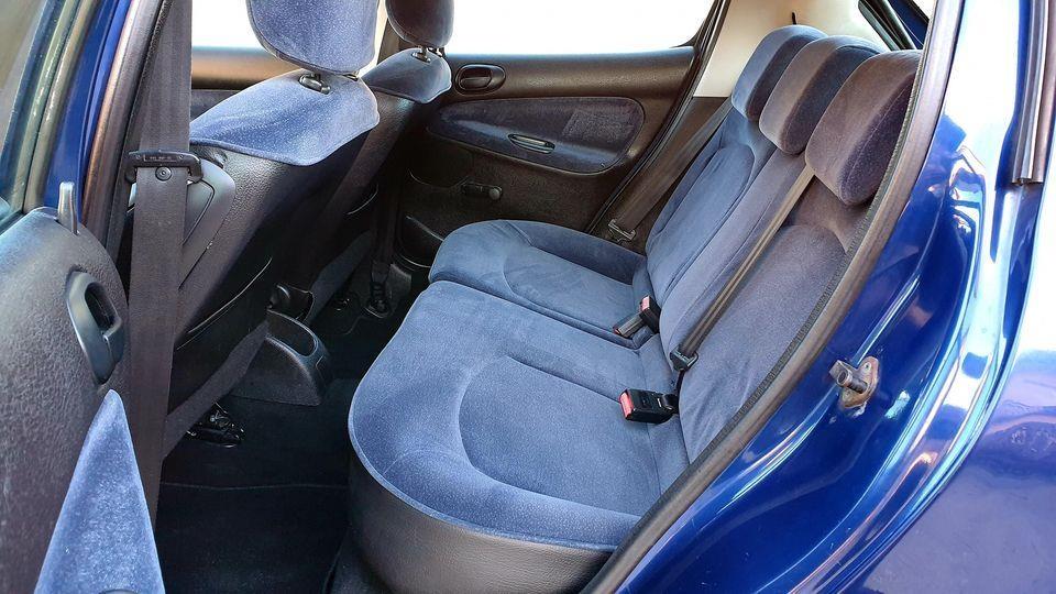 PEUGEOT-206