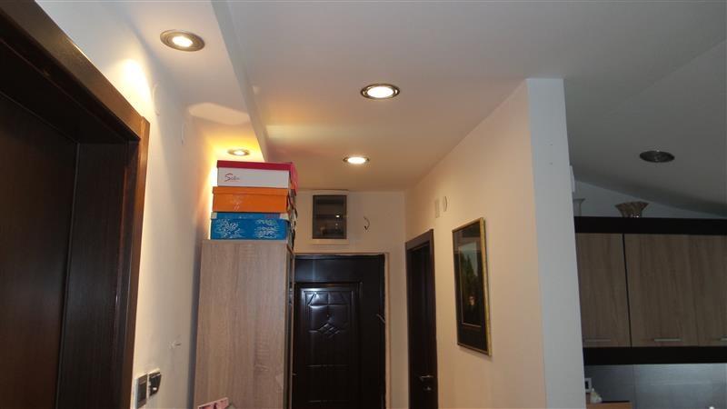 Stan-80m2-u-Centar-