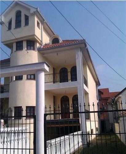 Kuca od 420m2 Vozdovac