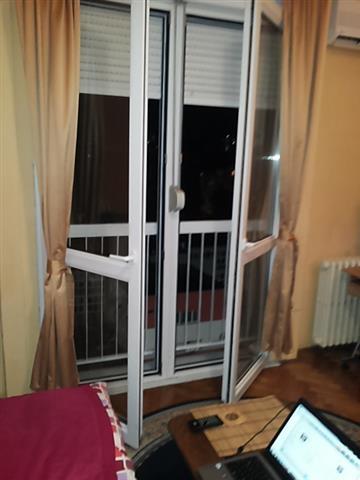 Renovirana-garsonjera-30m2-u-Centru