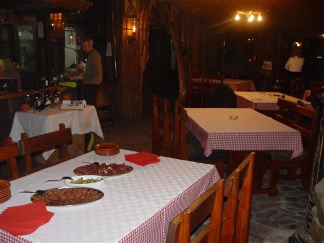 Izdaje se EMINENTNI RESTORAN!