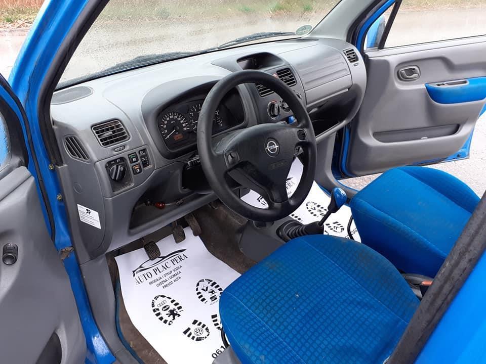 Opel-Agila