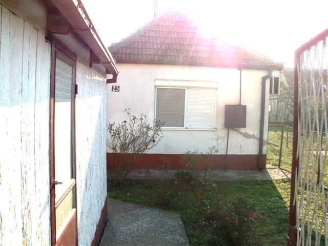 Useljiva kuca 70m2 kod Univerexporta