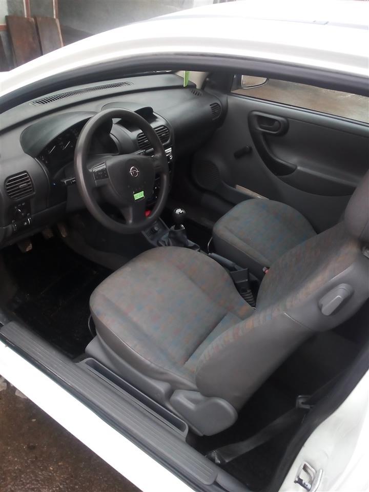Opel-Corsa-C-1-2
