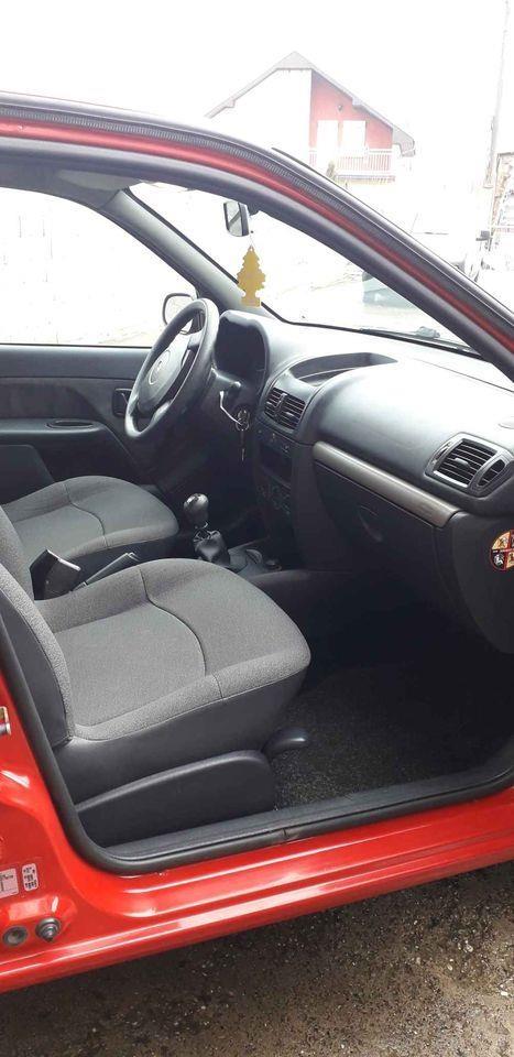 Renault-Clio-1-5-DCI