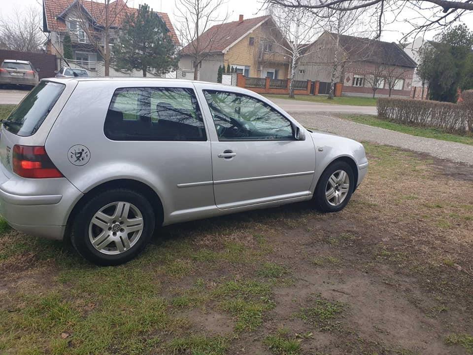 VW-Golf-4