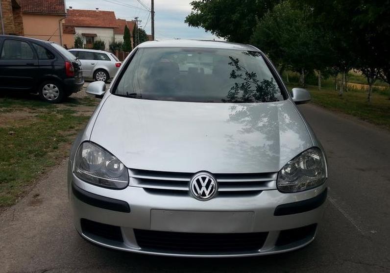 VW-Golf-5-1-6-benzin--04