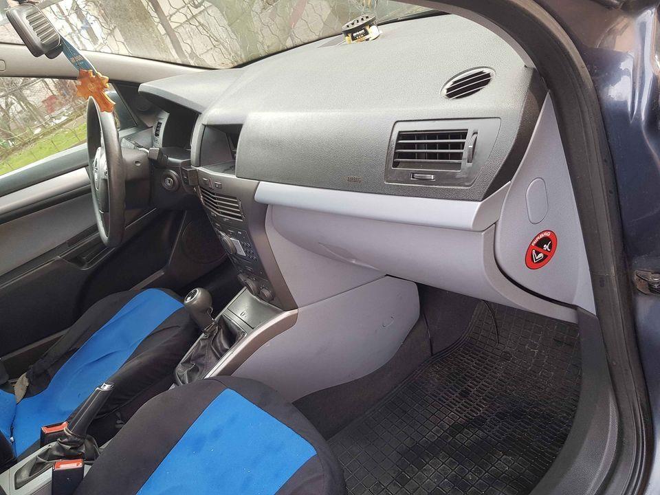 Opel-Astra-H