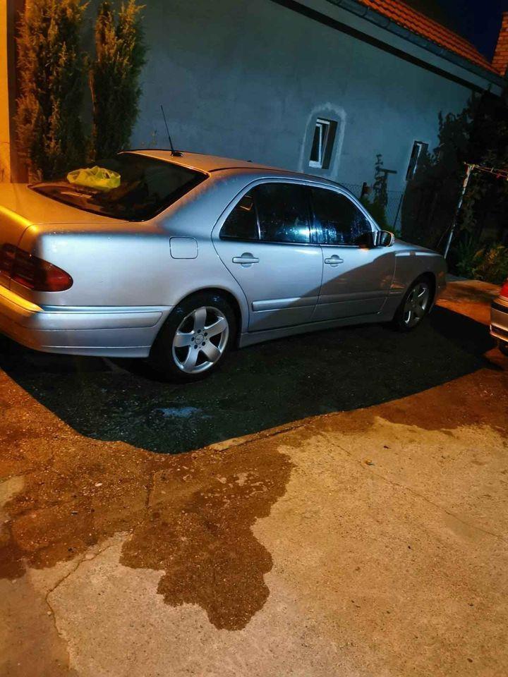 Mecka-e200cdi