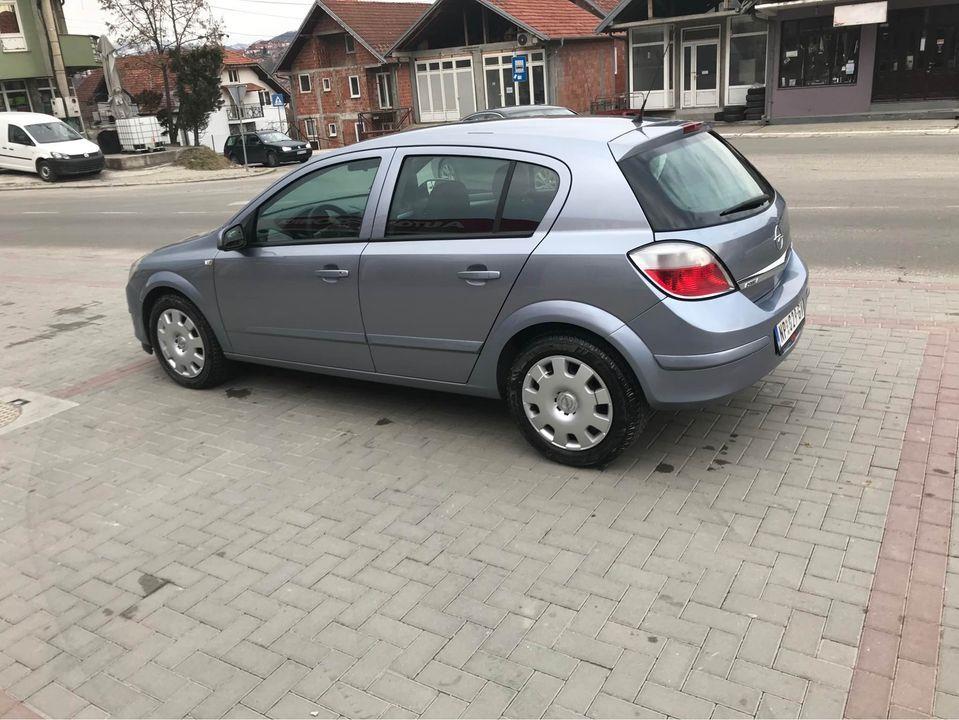Opel-Astra
