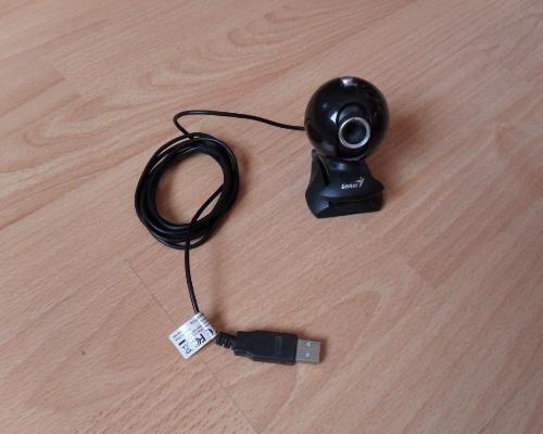 WEB-CAMERA-GENIUS