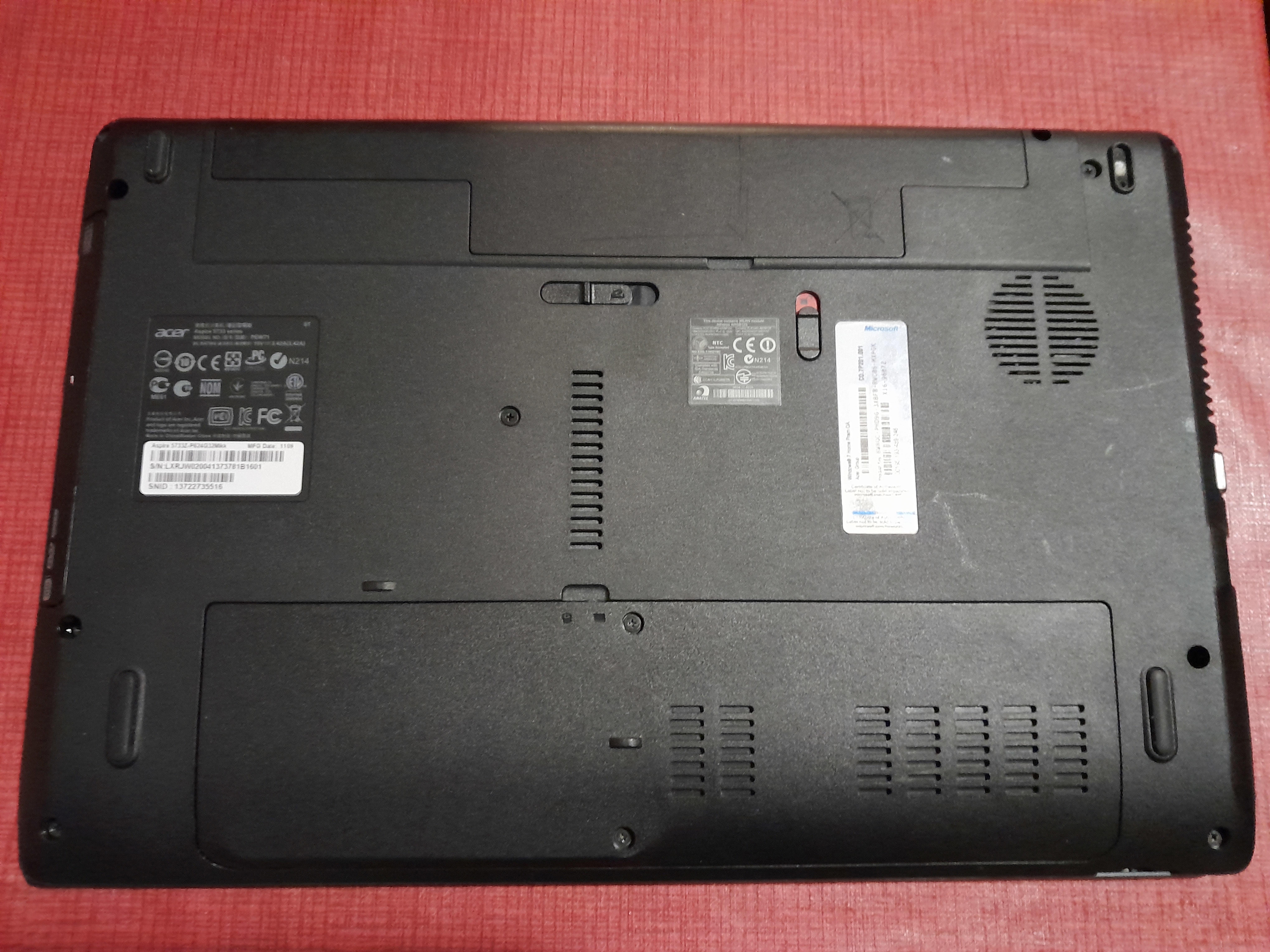 Acer-Aspire-5733Z