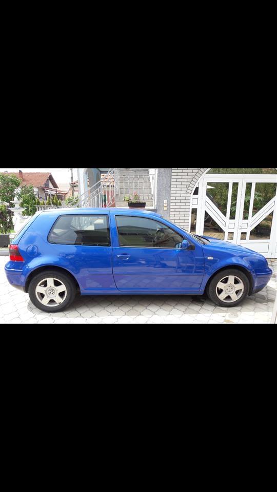 VW-Golf-4