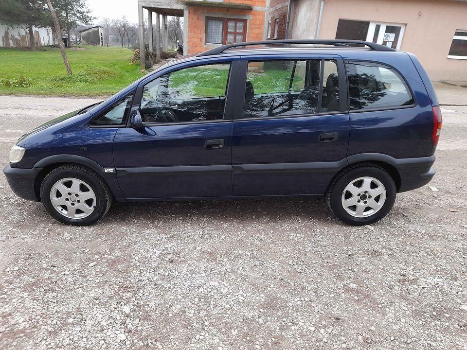 Opel-Zafira