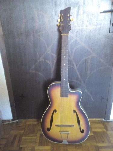 akusticna gitara