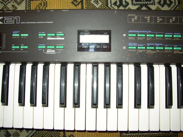 Yamaha-DX-21