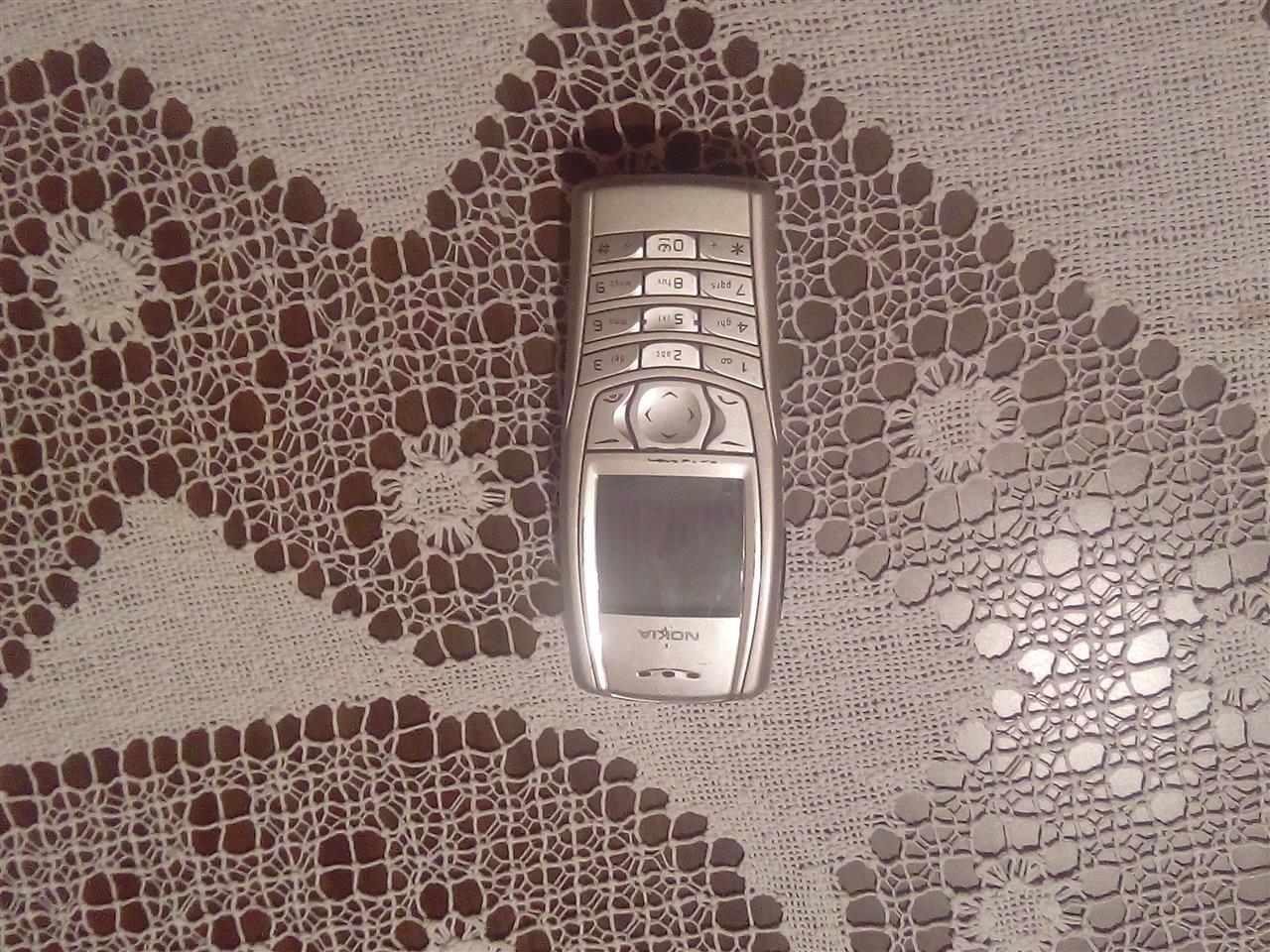 Nokia-100
