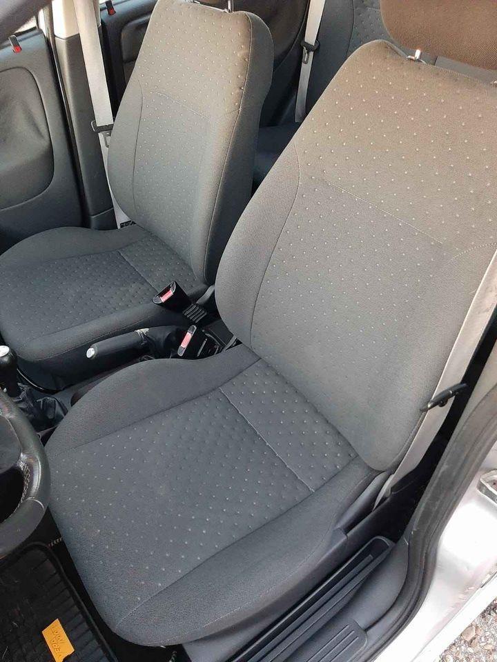Opel-Corsa-C-1-2-benz-