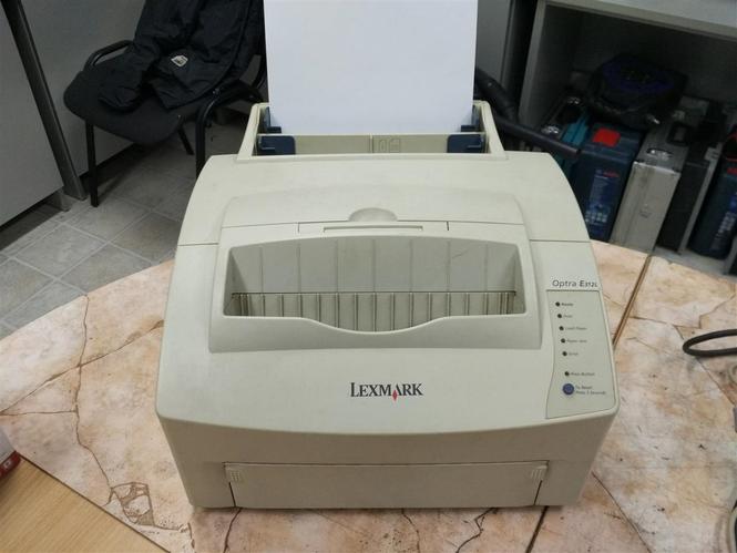Lexmark optra E312L + nov toner 