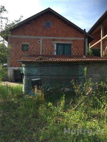 KUCA NA PRODAJU