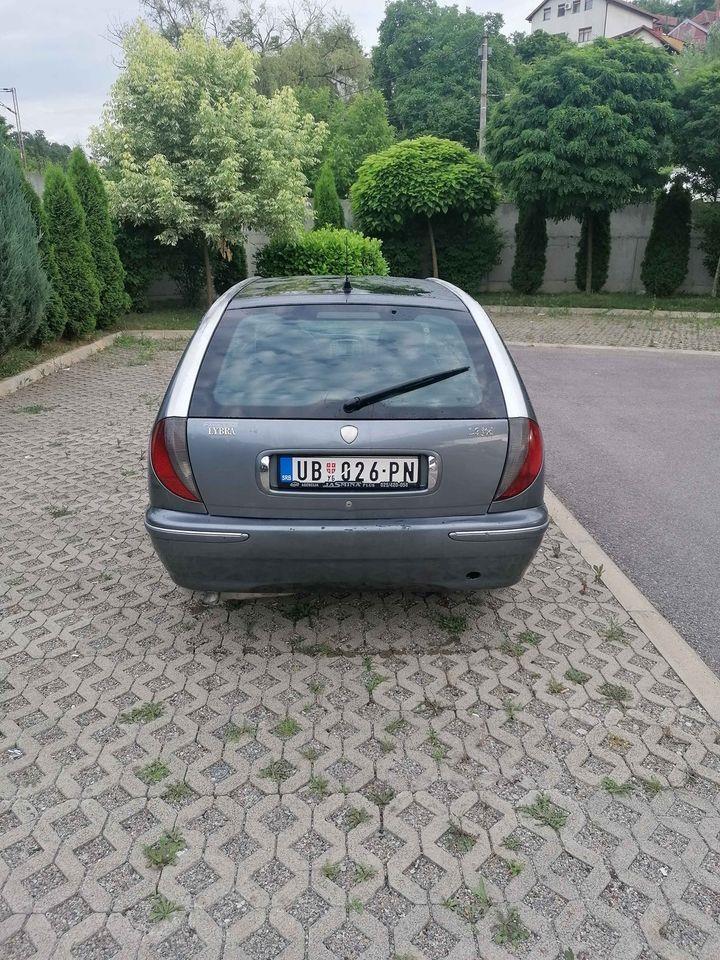 Lancia-Lybra