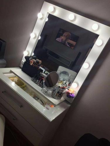 MAGIC MIRROR
