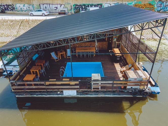 Lux House Ada 2