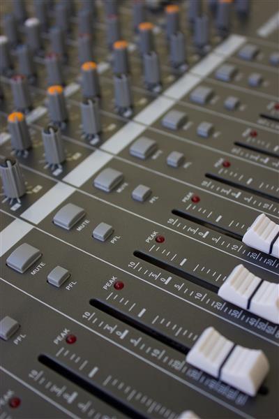 Martin-Wisman-PMF-900