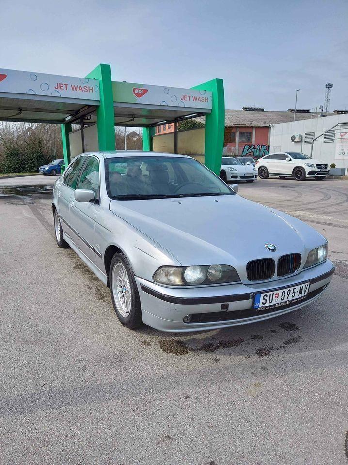 BMW-e39-520i