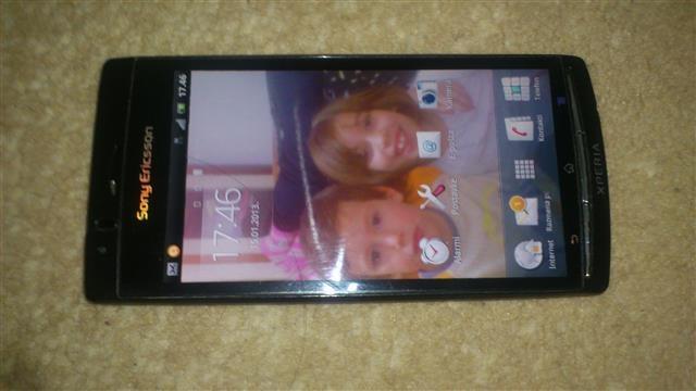 Sony Ericsson ARC lt 15